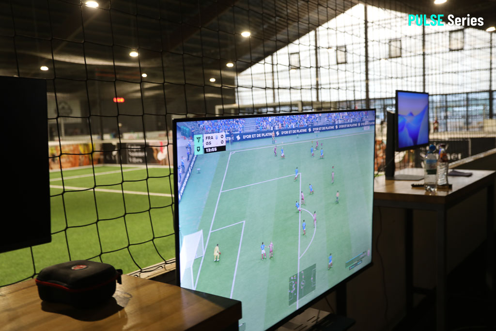 Hybrid Sports Regelwerk verbindet Kleinfeldfußball und Gaming in München